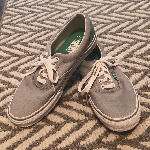 Vans Sneakers - Picture 2 of 4